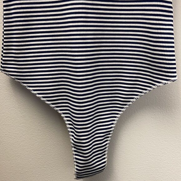 Brandy Melville Body Suit Stripe Black / White Sz3 - Picture 3 of 5